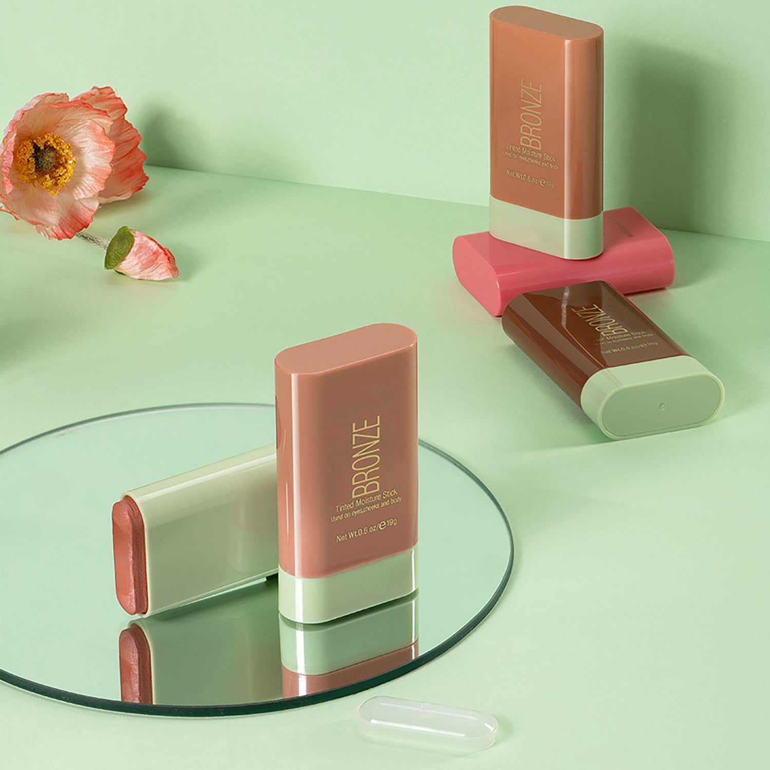 Cream Bronzer Stick, Shimmer Face Highlighter Stick, Buildable Highlight Contour Stick Makeup, Silky Smooth Formula for a Natural Radiant Look, 01 Warm Glow